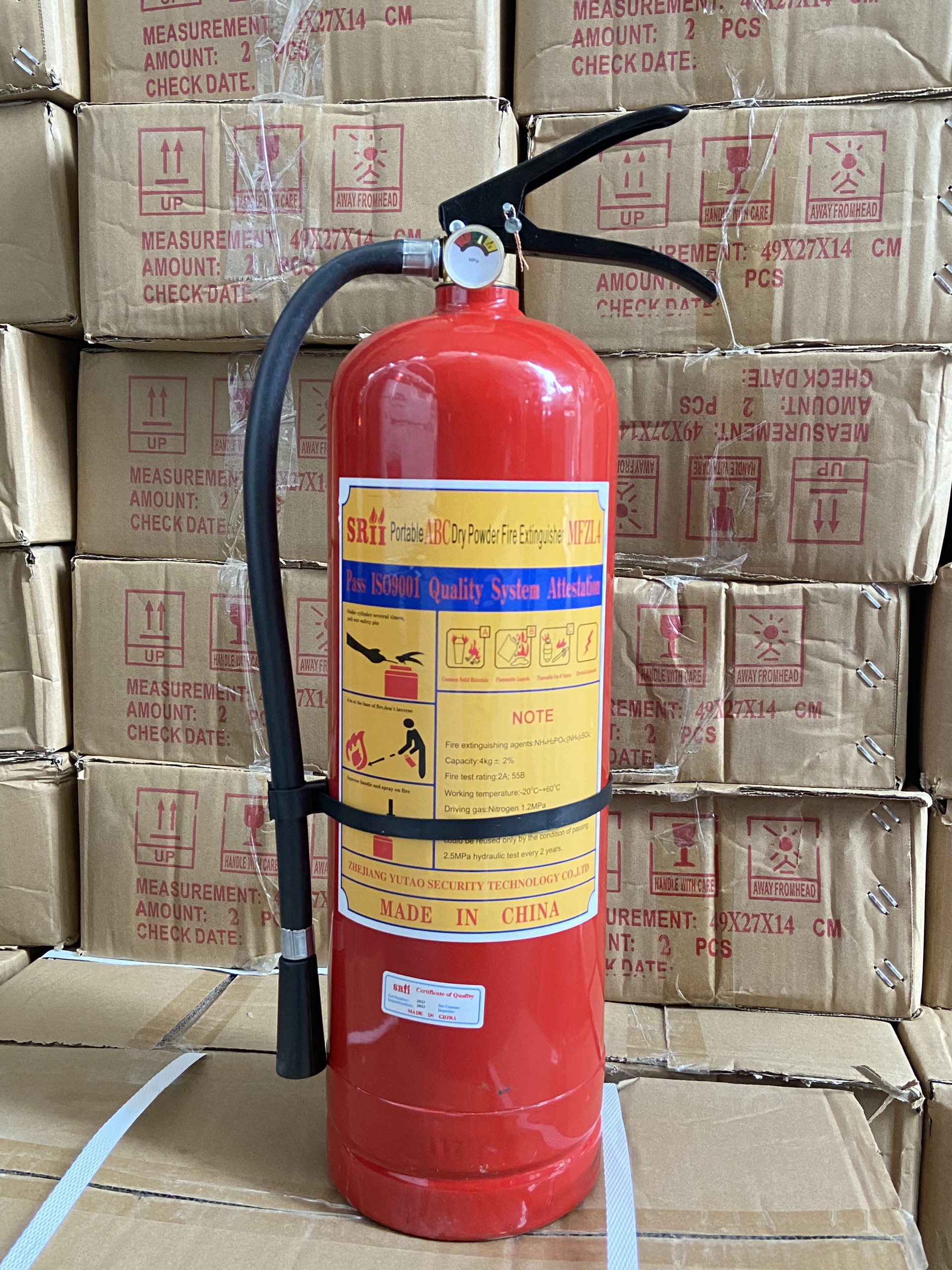 Bình chữa cháy bột ABC 4kg MFZL4