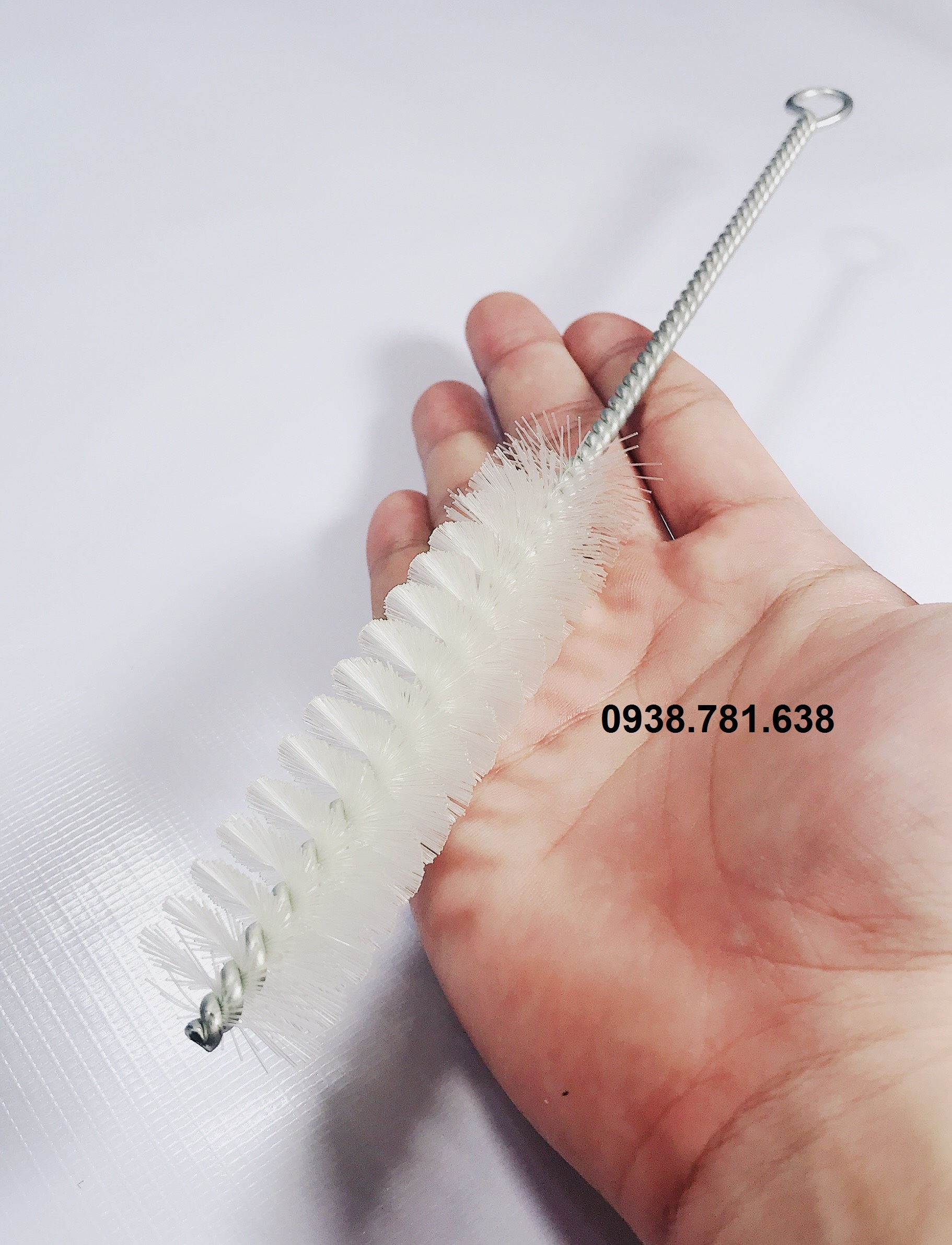 Chổi cước thông ống sợi Nylong trắng
