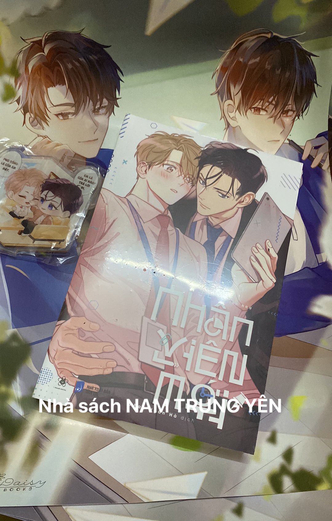 Sách tiểu thuyết - nhân viên mới