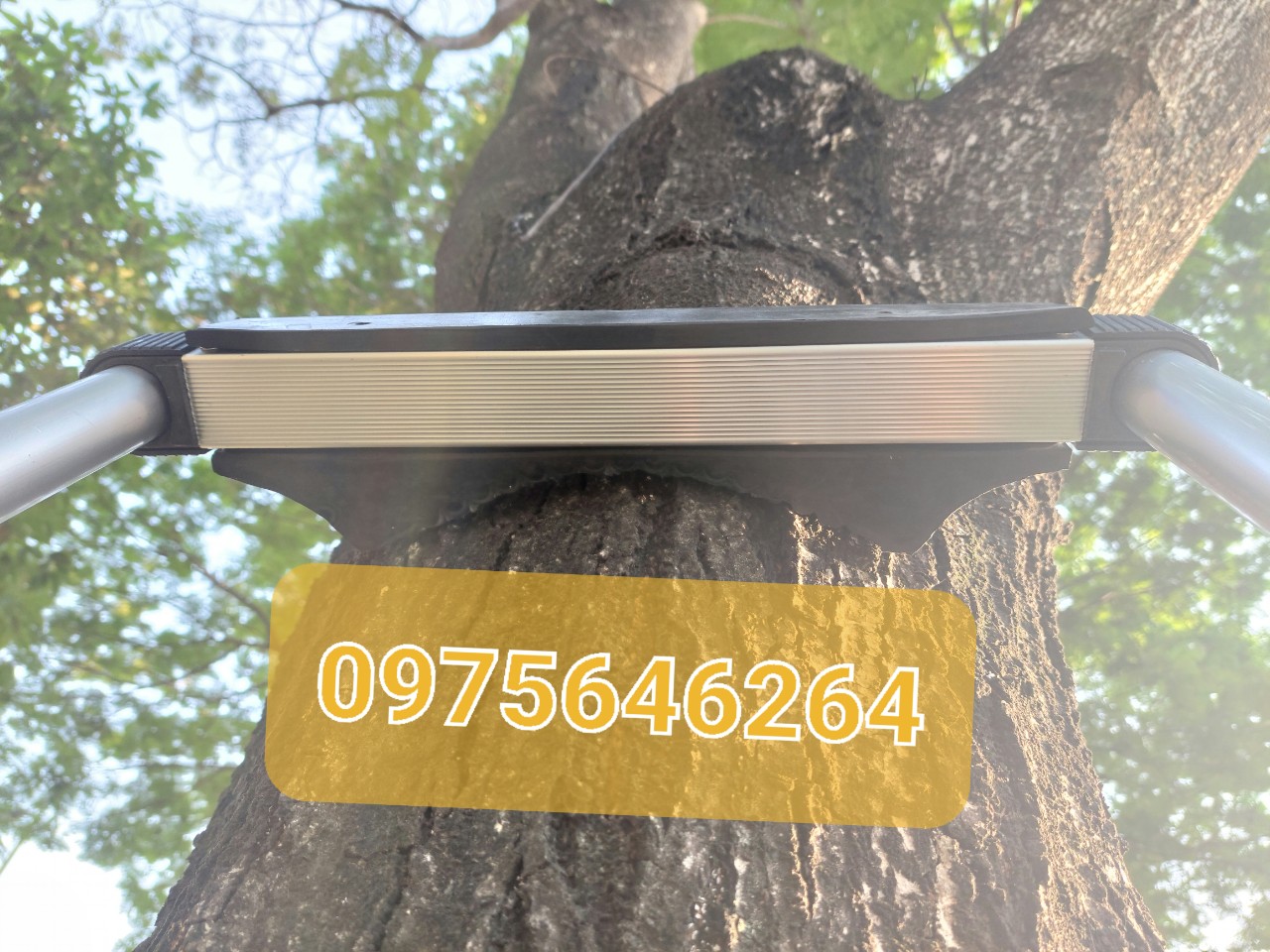 Ốp chống trượt thang nhôm rút đơn