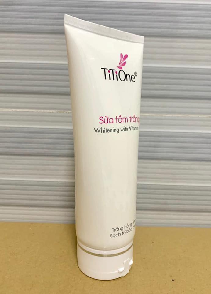 [HCM]Sữa tắm trắng hồng da titione - HX465