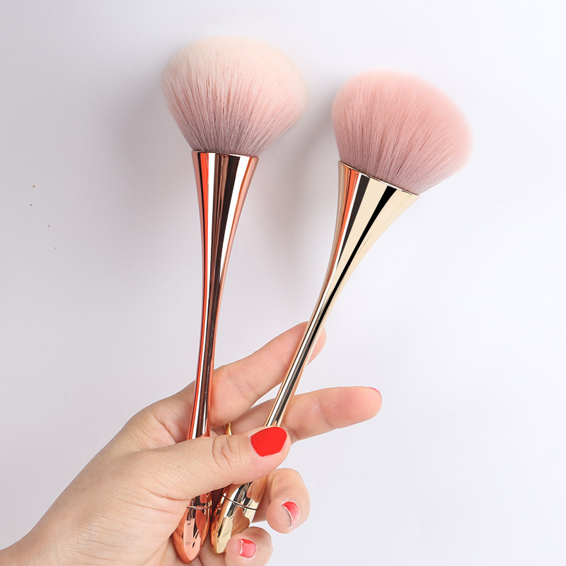 Một Cây Cọ Phấn Phủ Má Hồng YASHENA Cao Cấp