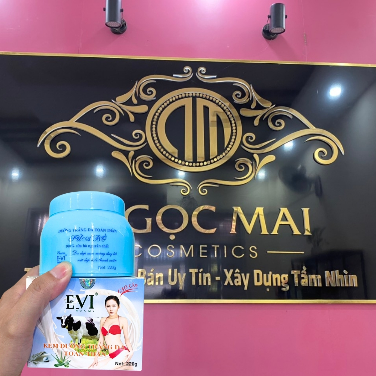 kem body siêu trắng cấp tốc tinh chất Sữa Bò Cao Cấp EVI (220g)