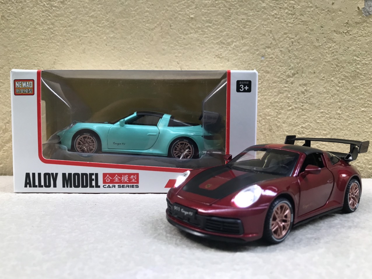 [HCM]Mô hình xe ô tô Porsche MACAN 1:32