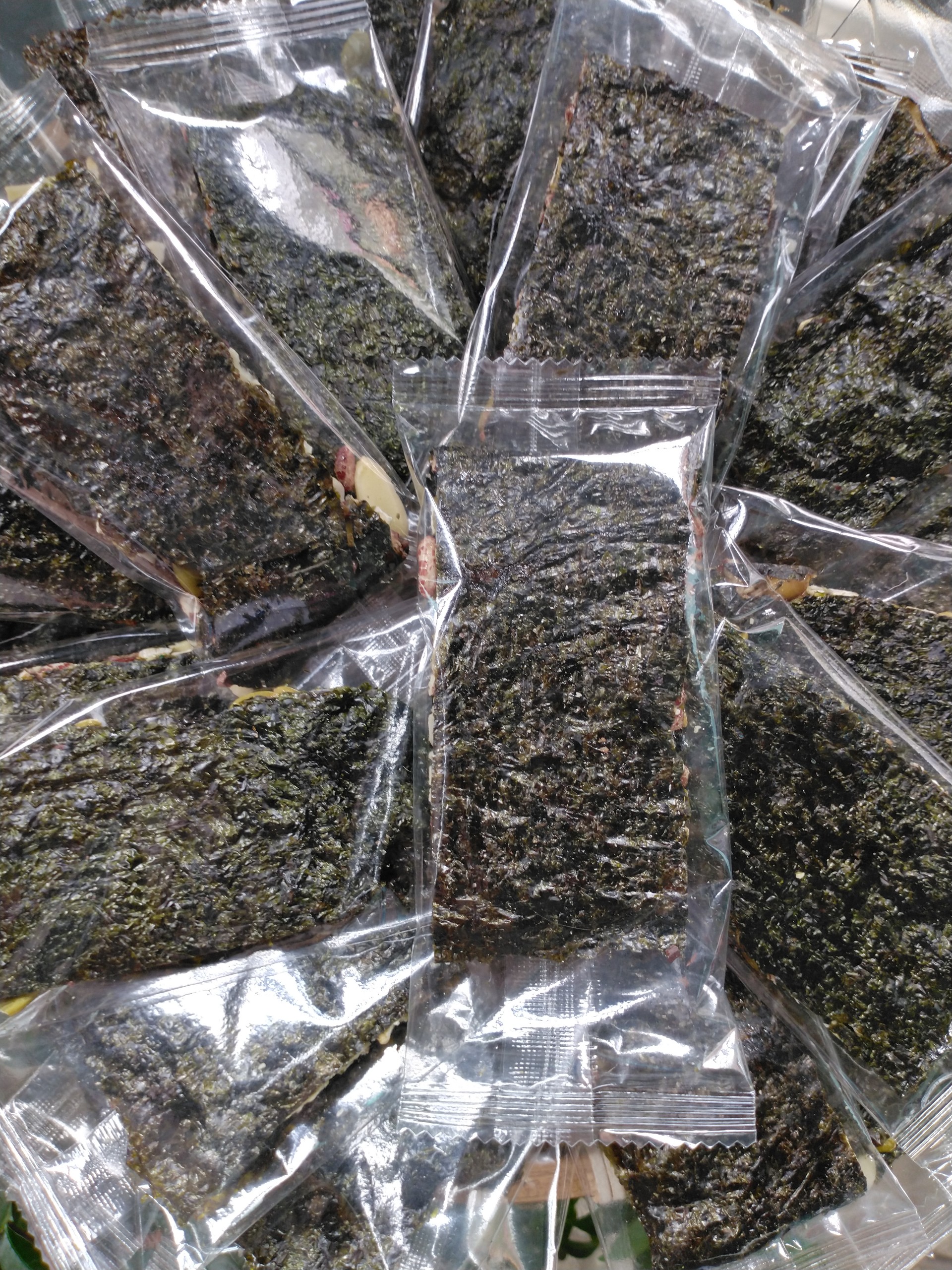 rong biển kẹp hạt 250g (vị mặn, ăn chay được)
