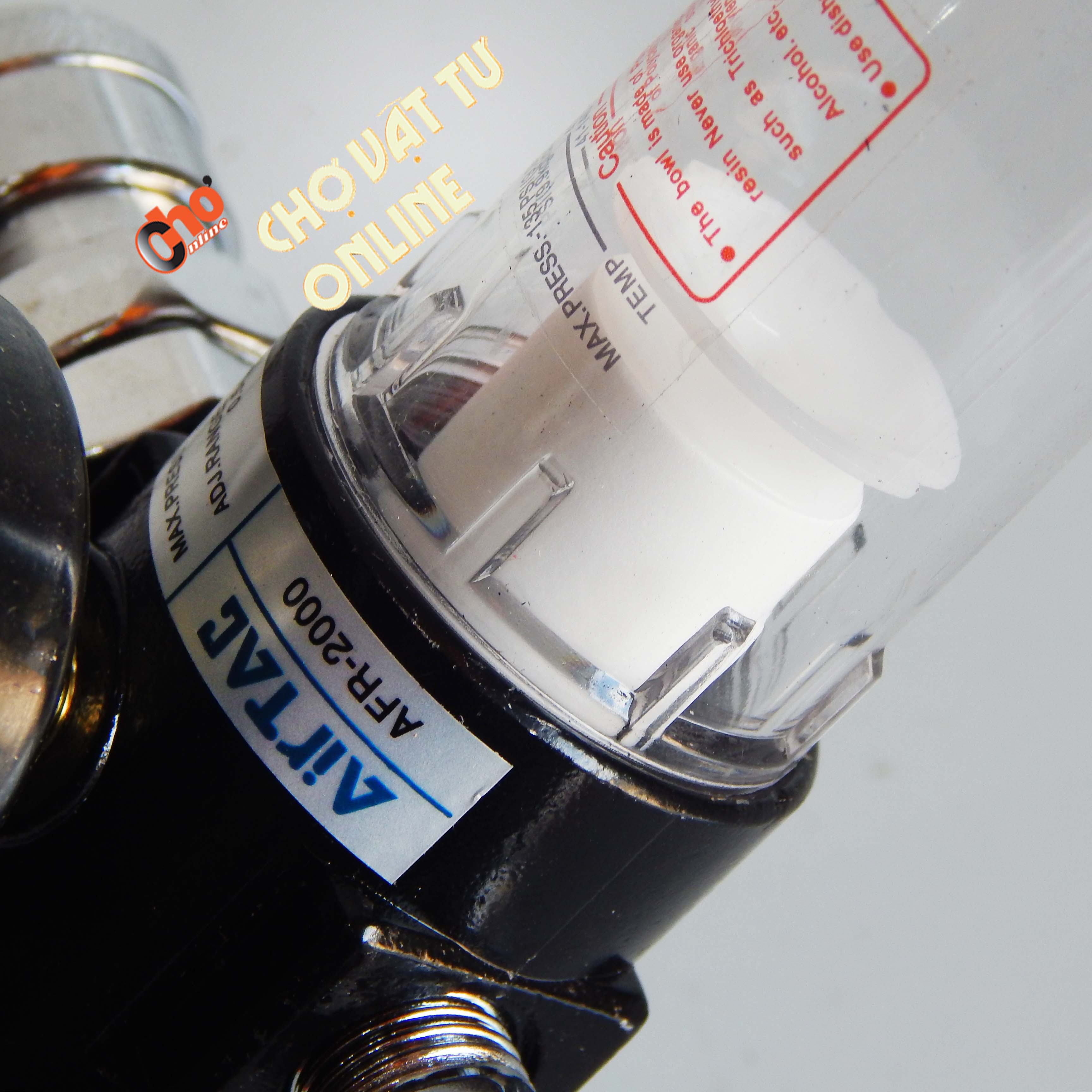 BỘ LỌC HƠI KHÍ NÉN AFR2000 KÈM VAN ĐIỀU CHỈNH ÁP SUẤT VÀ ĐỒNG HỒ (TẶNG KÈM NỐI NHANH)