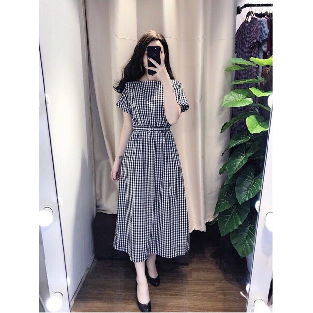 Đầm caro form dài kèm belt