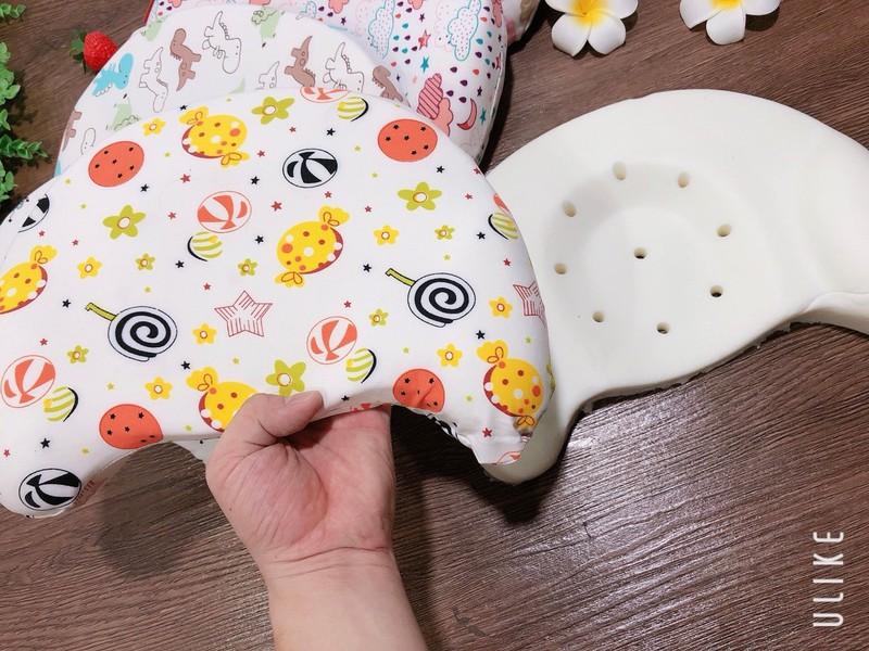 Gối cao su non chống bẹp đầu cho bé