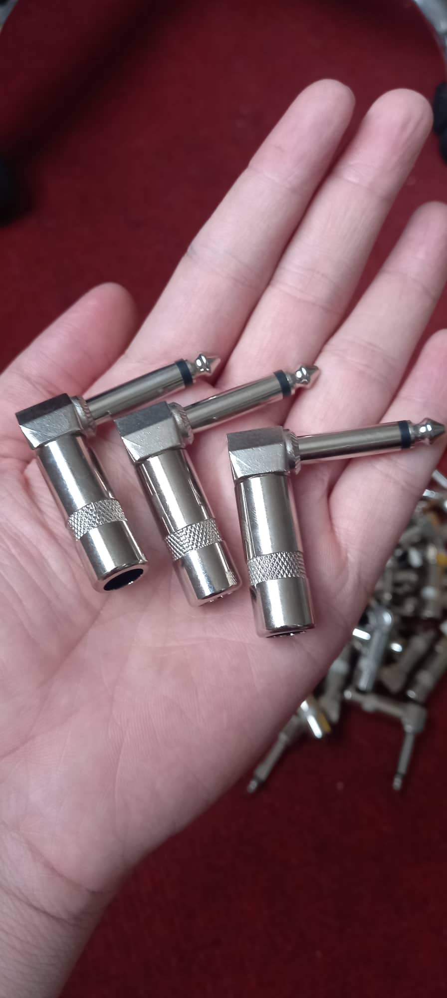 1 Jack 6 ly 6.5mm/6.35mm đực Mono cong Vuông góc