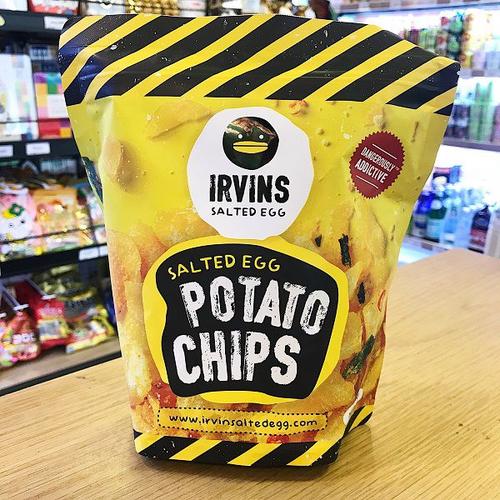Snack IRVINS Salted Egg Potato 105g
