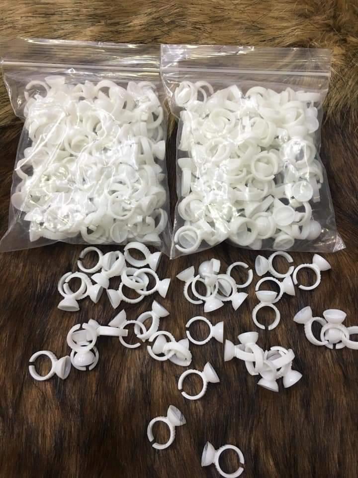 1 bịch nhẫn đựng keo nối mi ( 100 nhẫn/1 bịch )