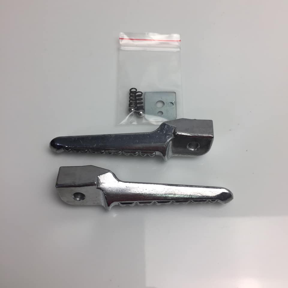 Cặp gác chân sau nhôm CNC nguyên khối cho các dòng xe máy YAMAHA, HONDA