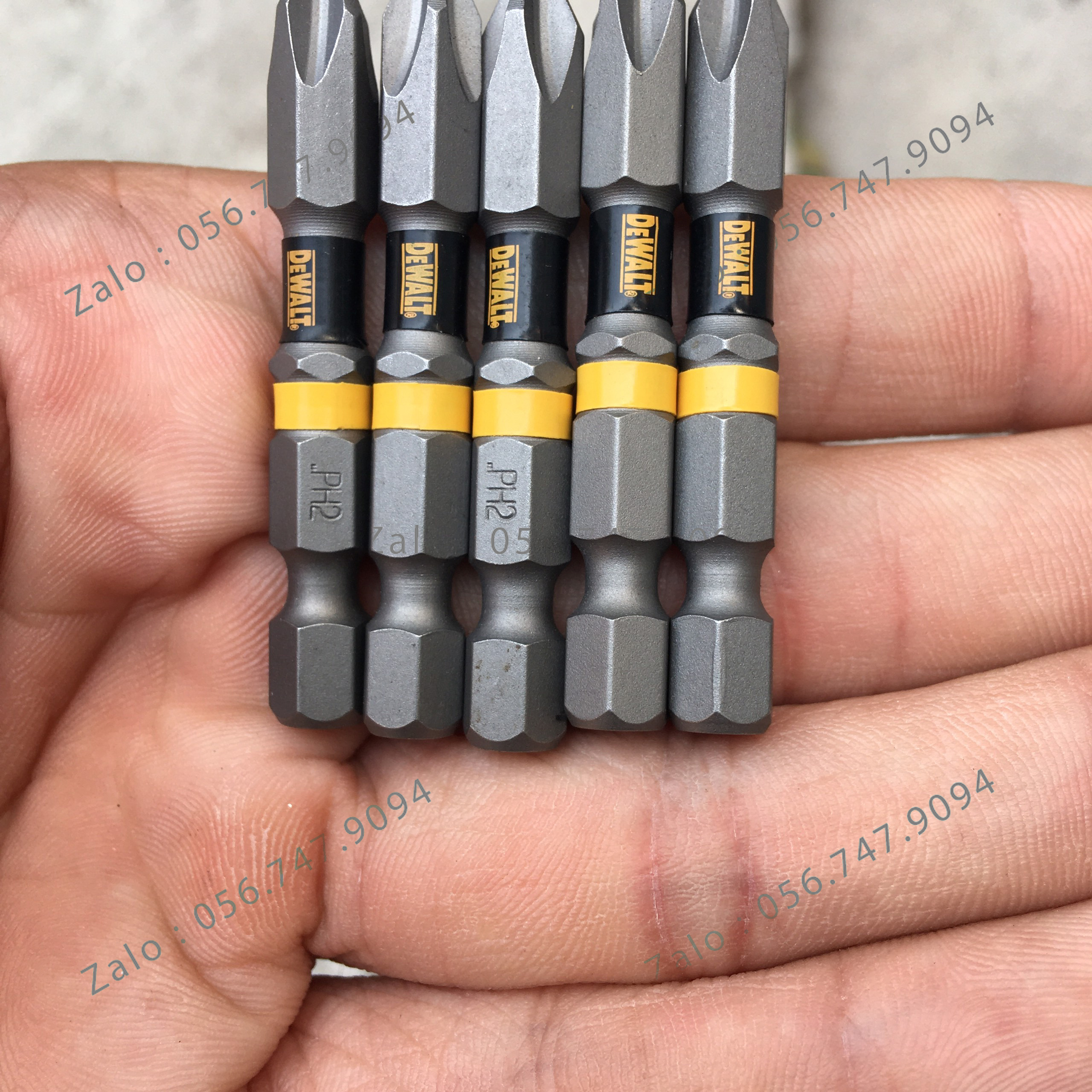 [1 Cái]Mũi Vít Bake DEWALT PH2 Dài 50mm Xám - Loại Mới