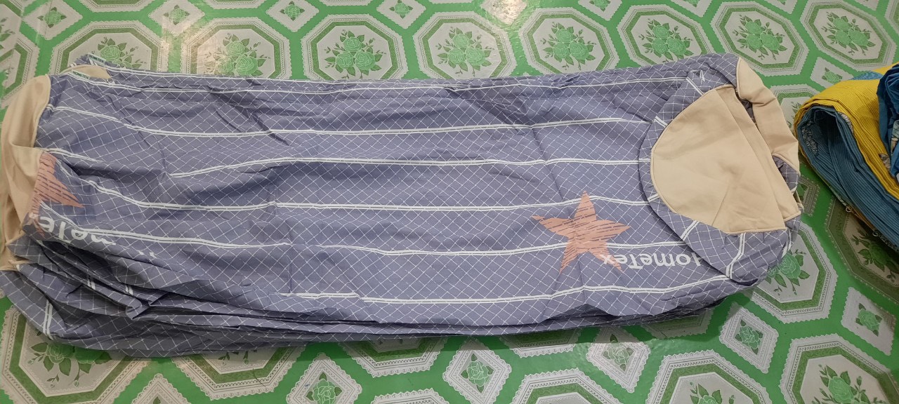 Gối ôm hoa 37x105cm Hometex, gối ôm Hometex