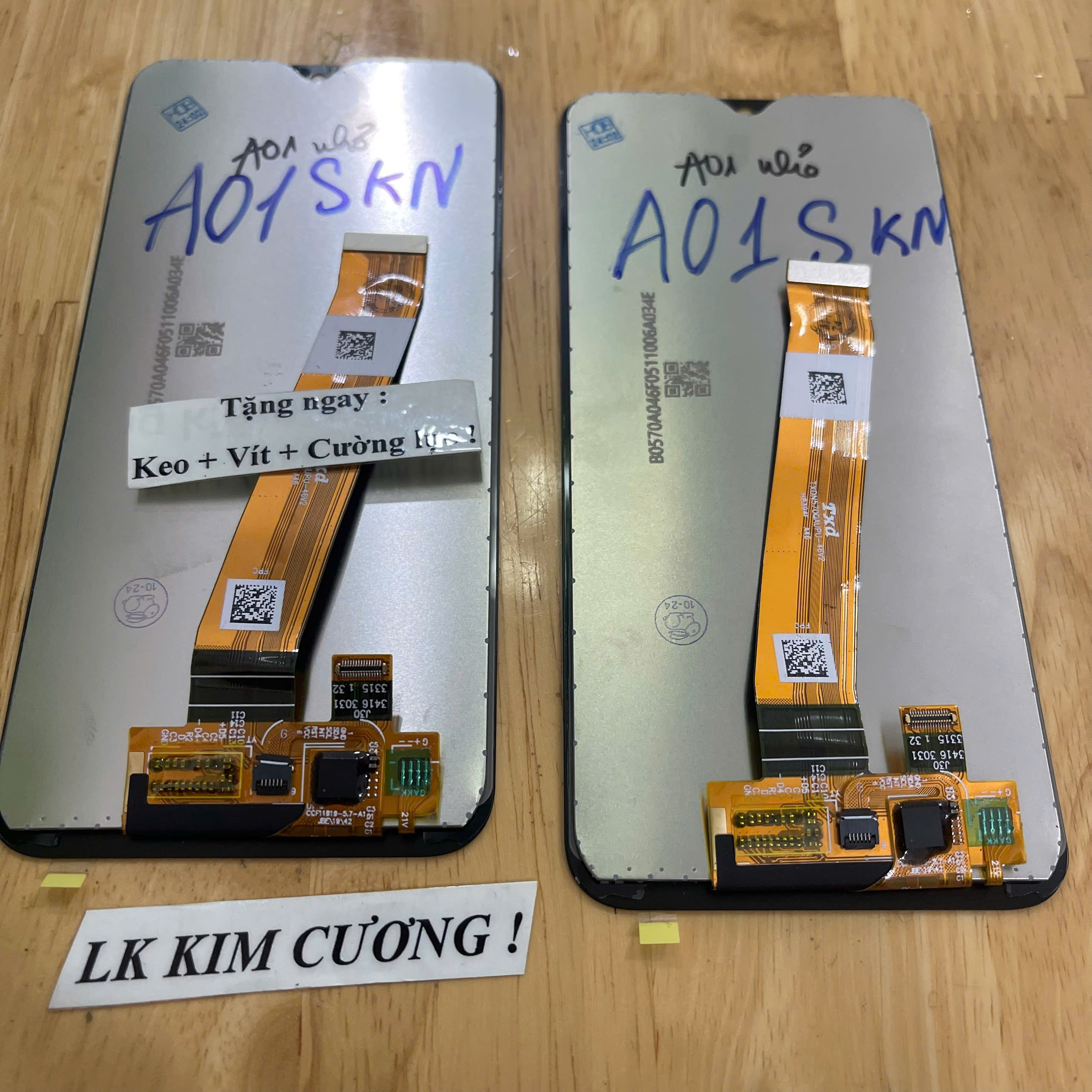 Màn hình thay thế ss A01 ( socket nhỏ )
