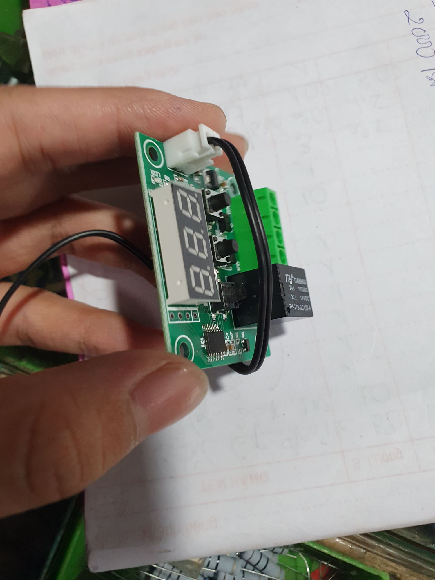 mạch cảm biến nhiệt độ ấp trứng 12v