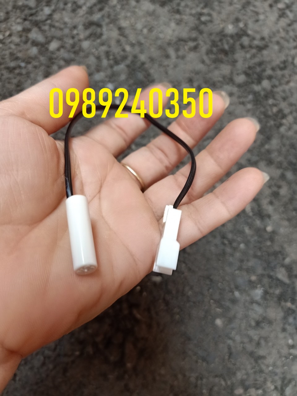 Sensor cảm biến nhiệt độ tủ lạnh Electrolux chính hãng