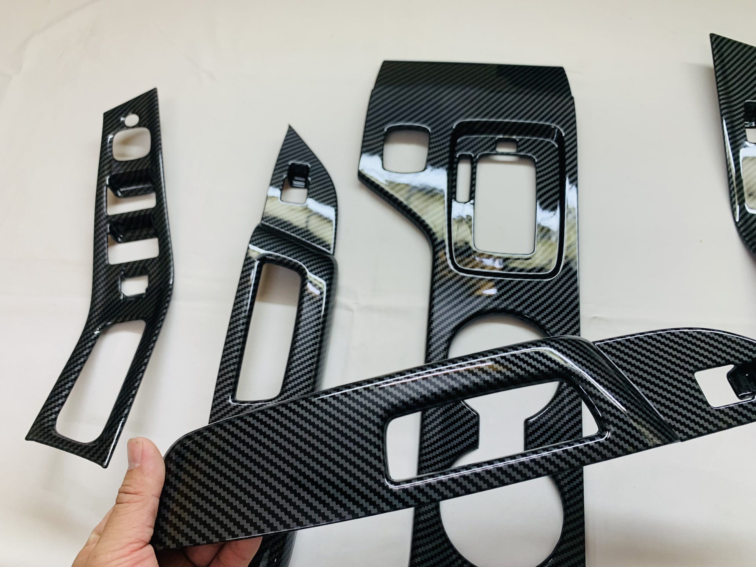 Ốp nội thất carbon xe Mazda BT50
