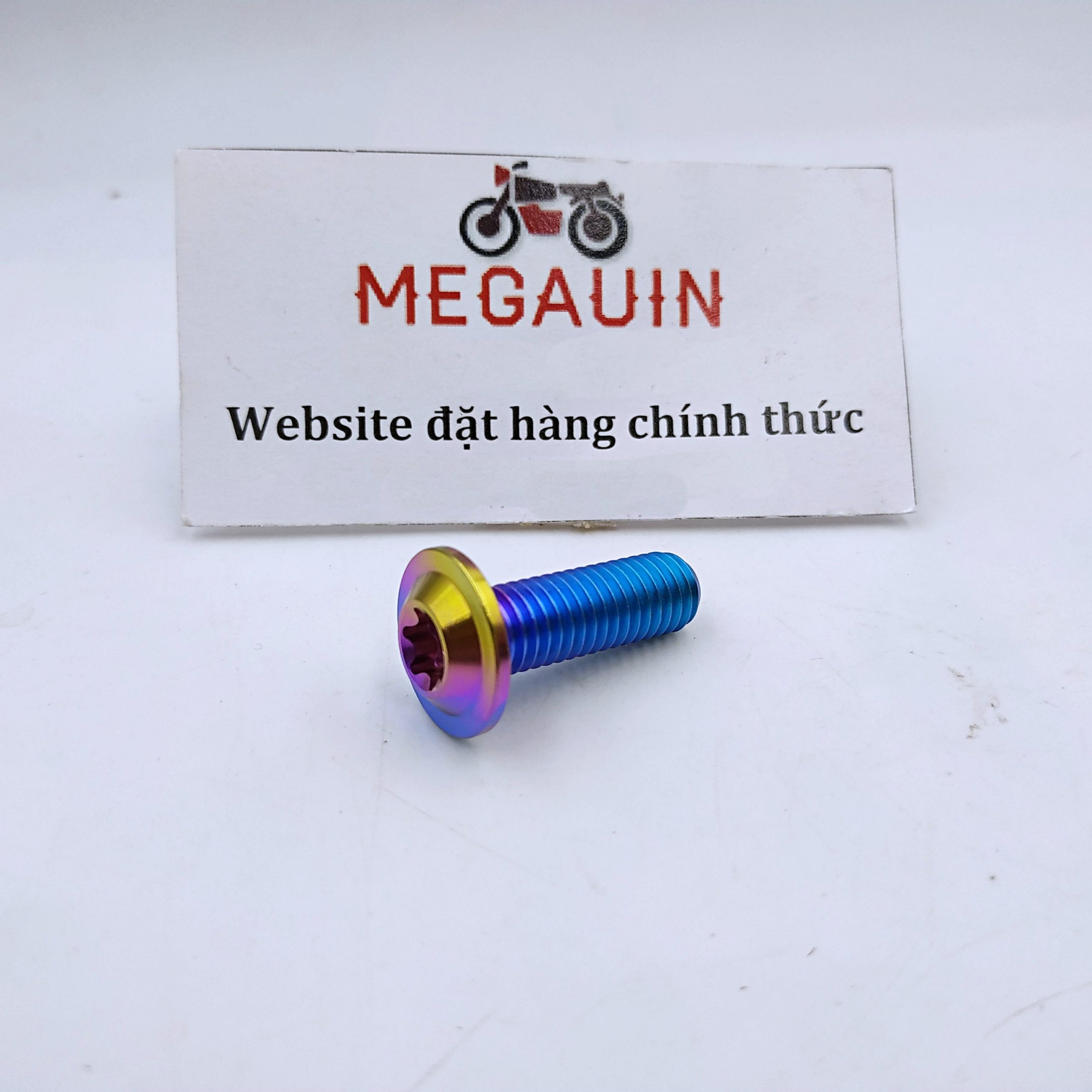 Ốc Titan GR5 Gác Chân Sau Winner X
