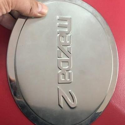 nắp bình xăng mazda 2