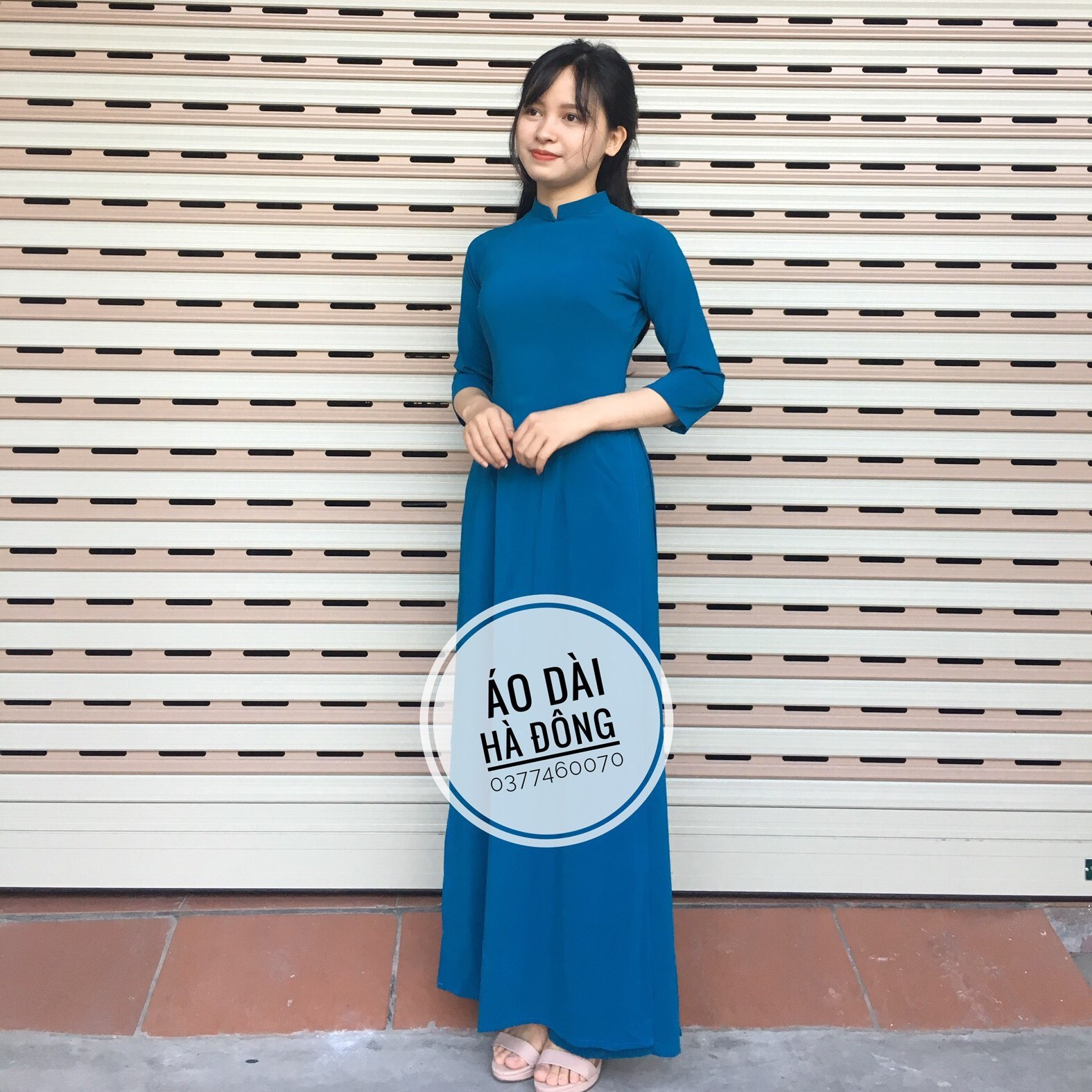 Màu xanh cổ vịt lên ngôi thời trang ThuĐông 2012  Thời trang  Vietnam  VietnamPlus