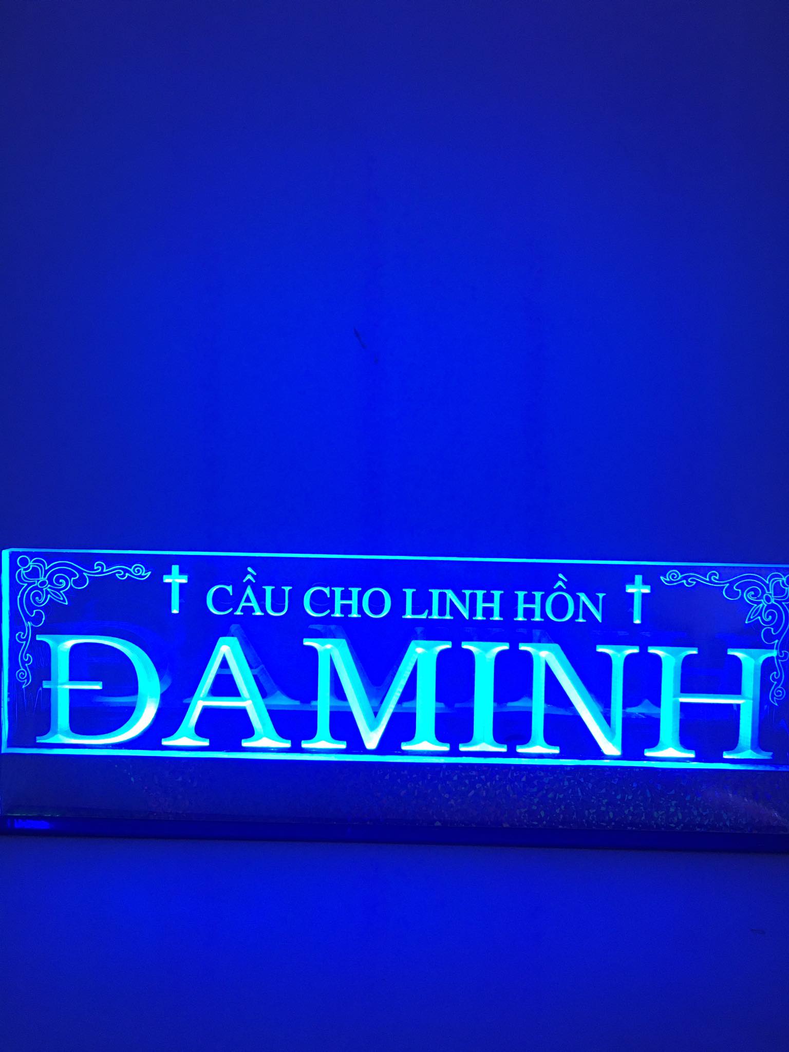 MICA LED 7 MÀU CẦU CHO LINH HỒN (ĐAMINH 10x30cm)