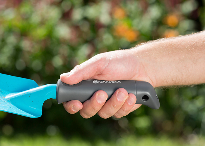 XẺNG LÀM VƯỜN 8CM GARDENA 08950-20
