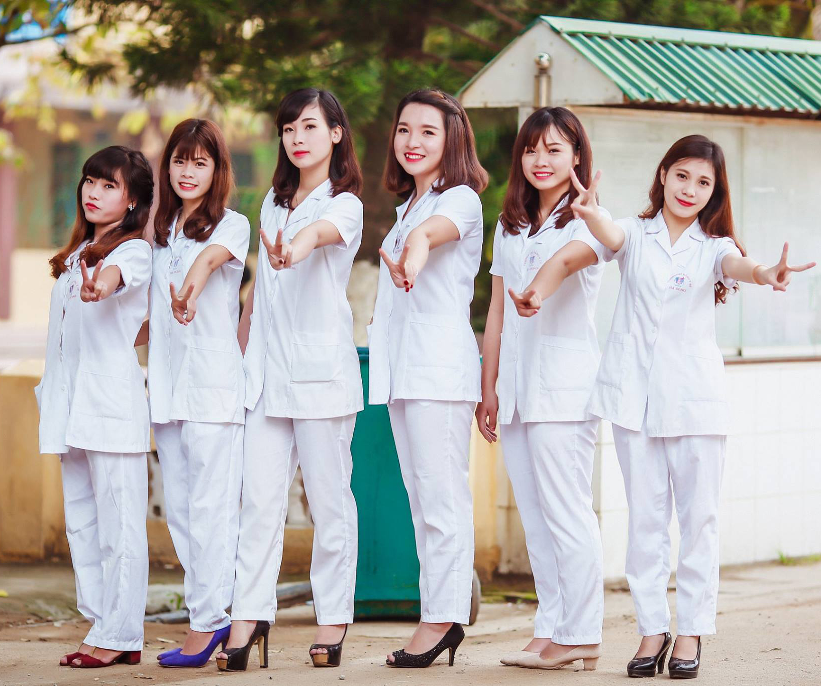 Quần blouse y tá bác sĩ