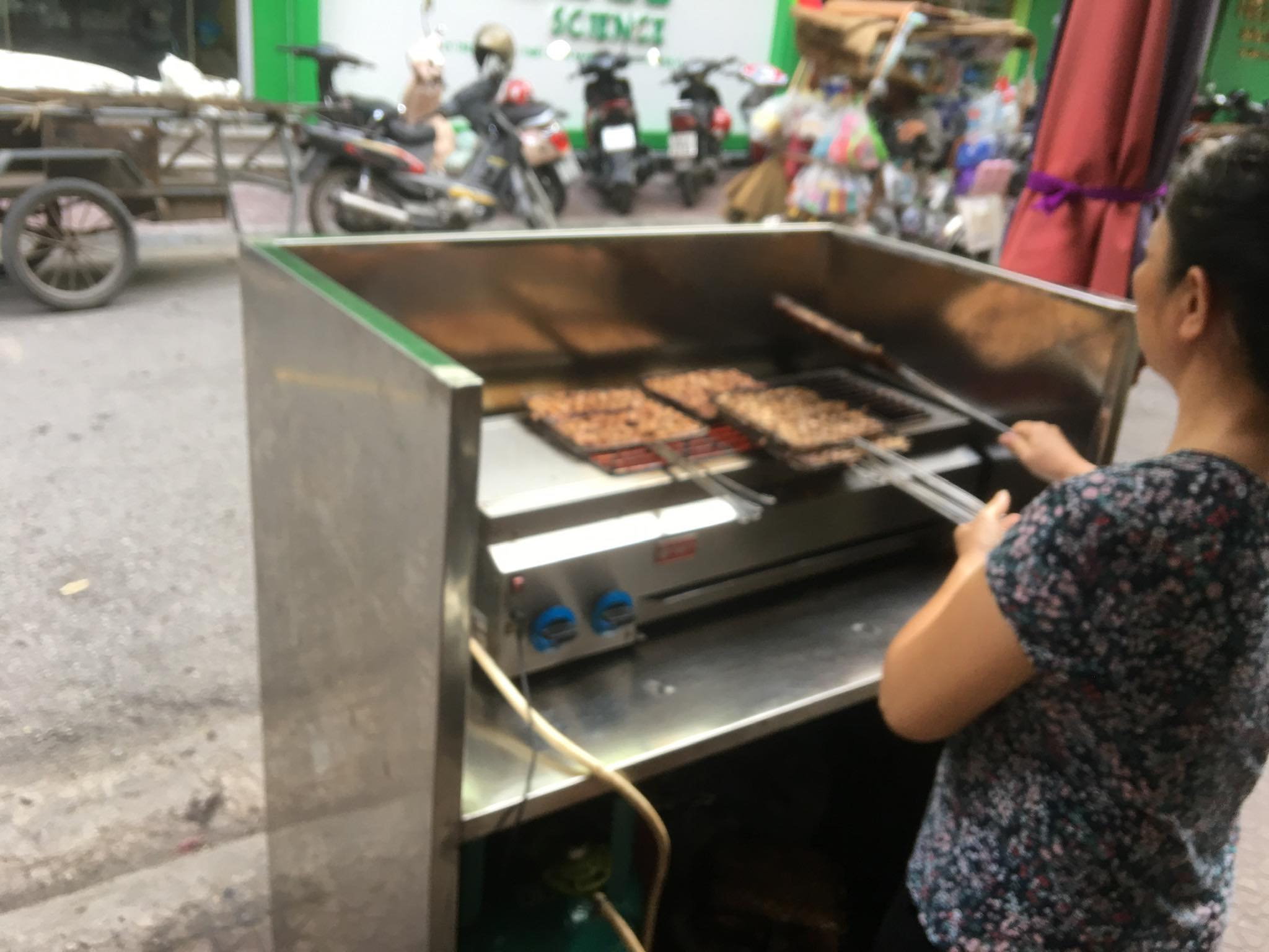 Bếp nướng BBQ 180cm dùng gas