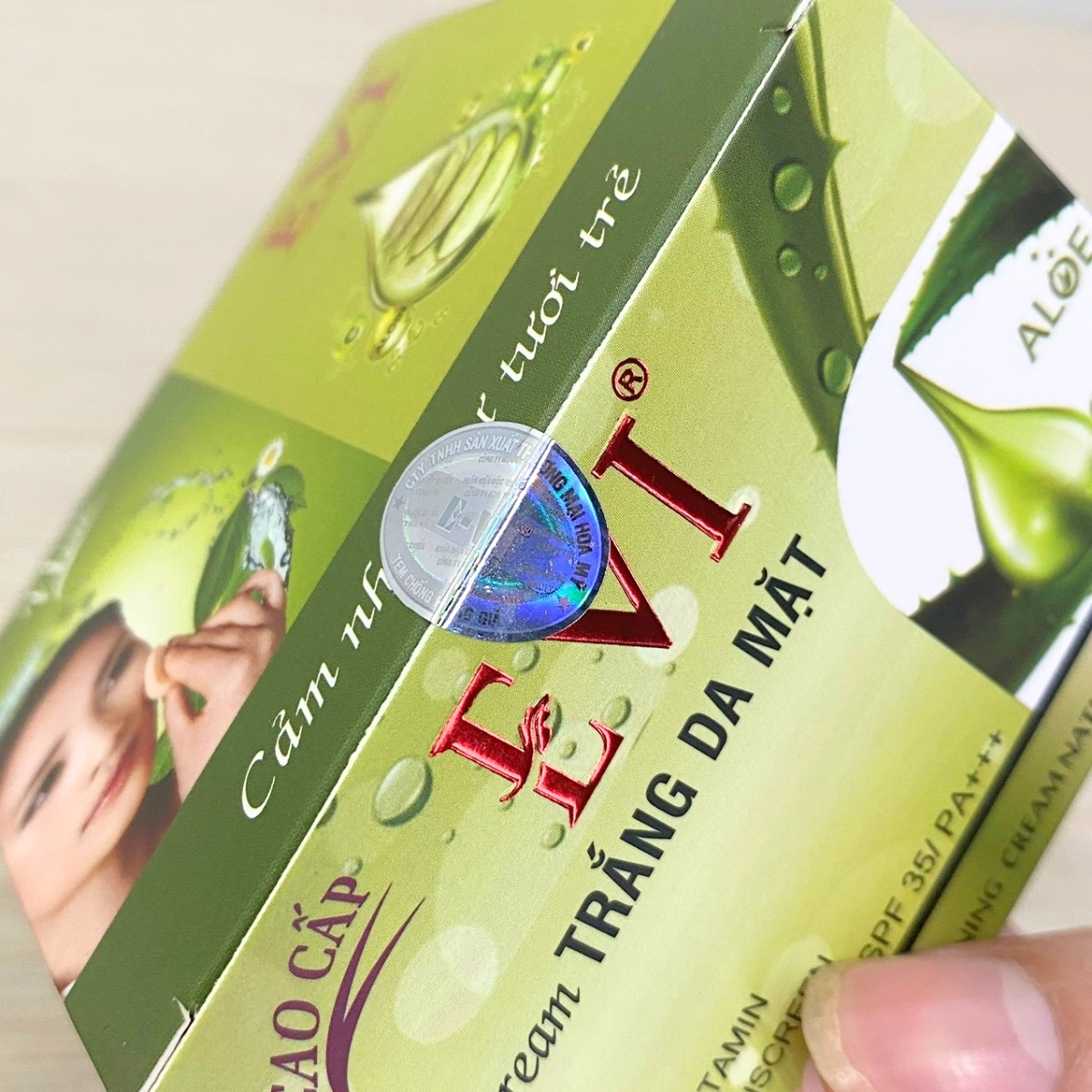 Kem dưỡng trắng da mặt EVI (15g)