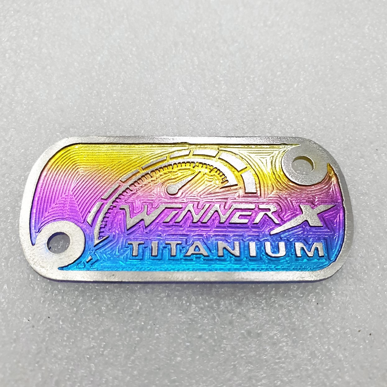 NẮP DẦU TITAN 7 Màu CHO WINNER X