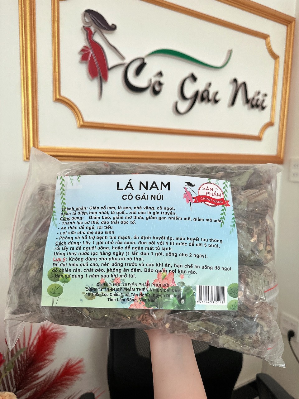 Trà lá nam Cô Gái Núi (15 gói)