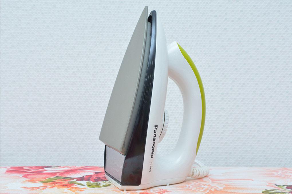 [GIAO TẠI HCM] - Bàn ủi khô Panasonic NI-317TXRA