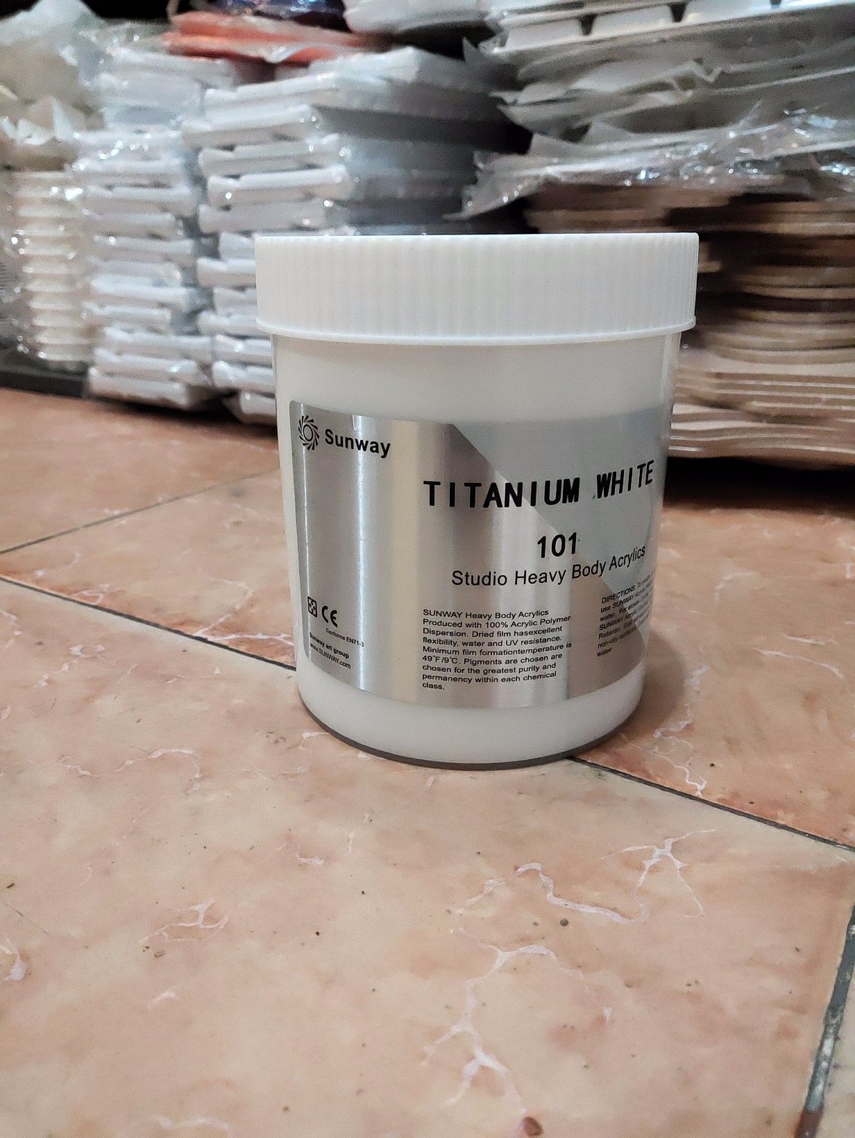 Màu acrylic trắng 1200ml