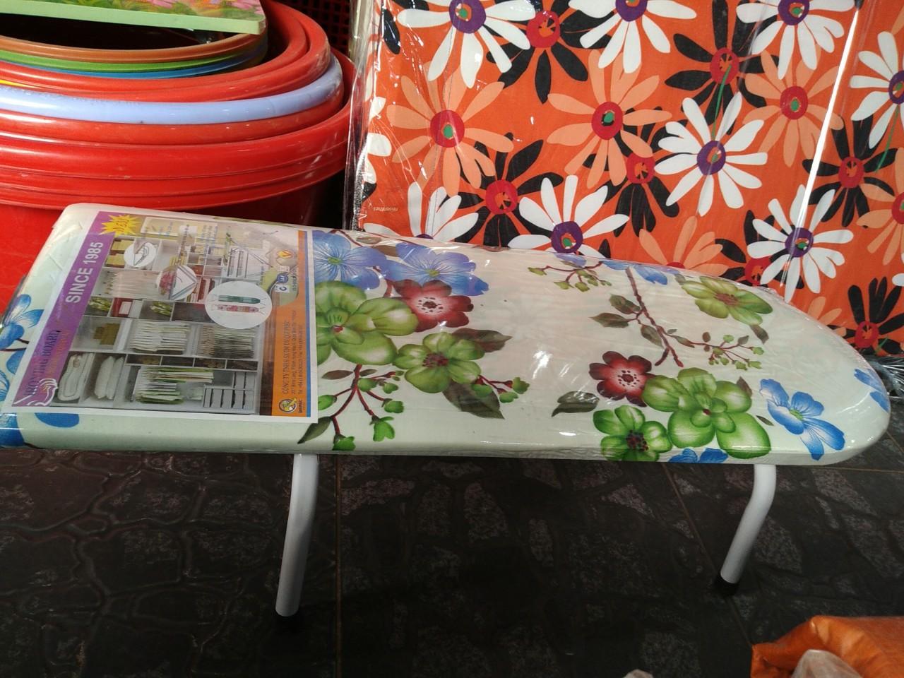 Kệ ủi đồ ngồi 30*80cm