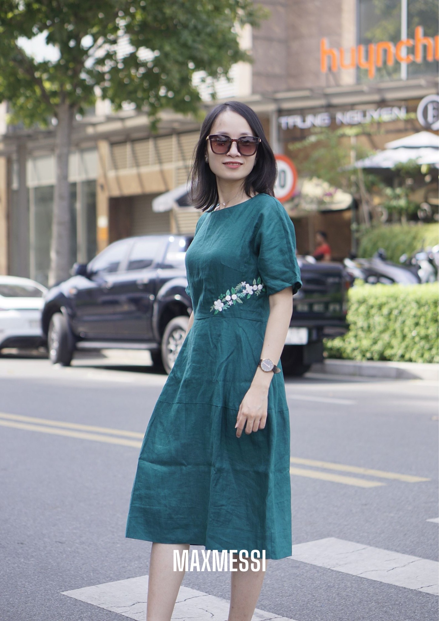 Đầm linen thêu tay ARIEL - MaxMessi