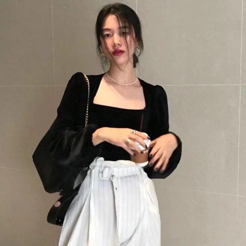 Áo nhung cổ vuông tay phồng tiểu thư