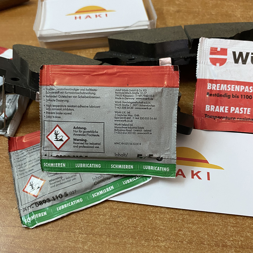 Mỡ tra má phanh, mỡ tra ắc phanh thắng gói 5.5g Wurth nhập Đức (đvt: 1 gói)