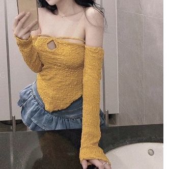 Áo kiểu nữ rớt vai chất vải sốp nhăn co dãn 4 chiều