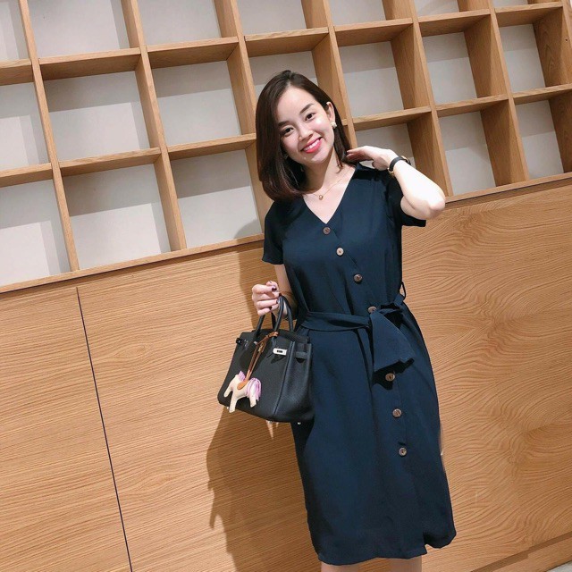 Đầm xanh đen nút xéo