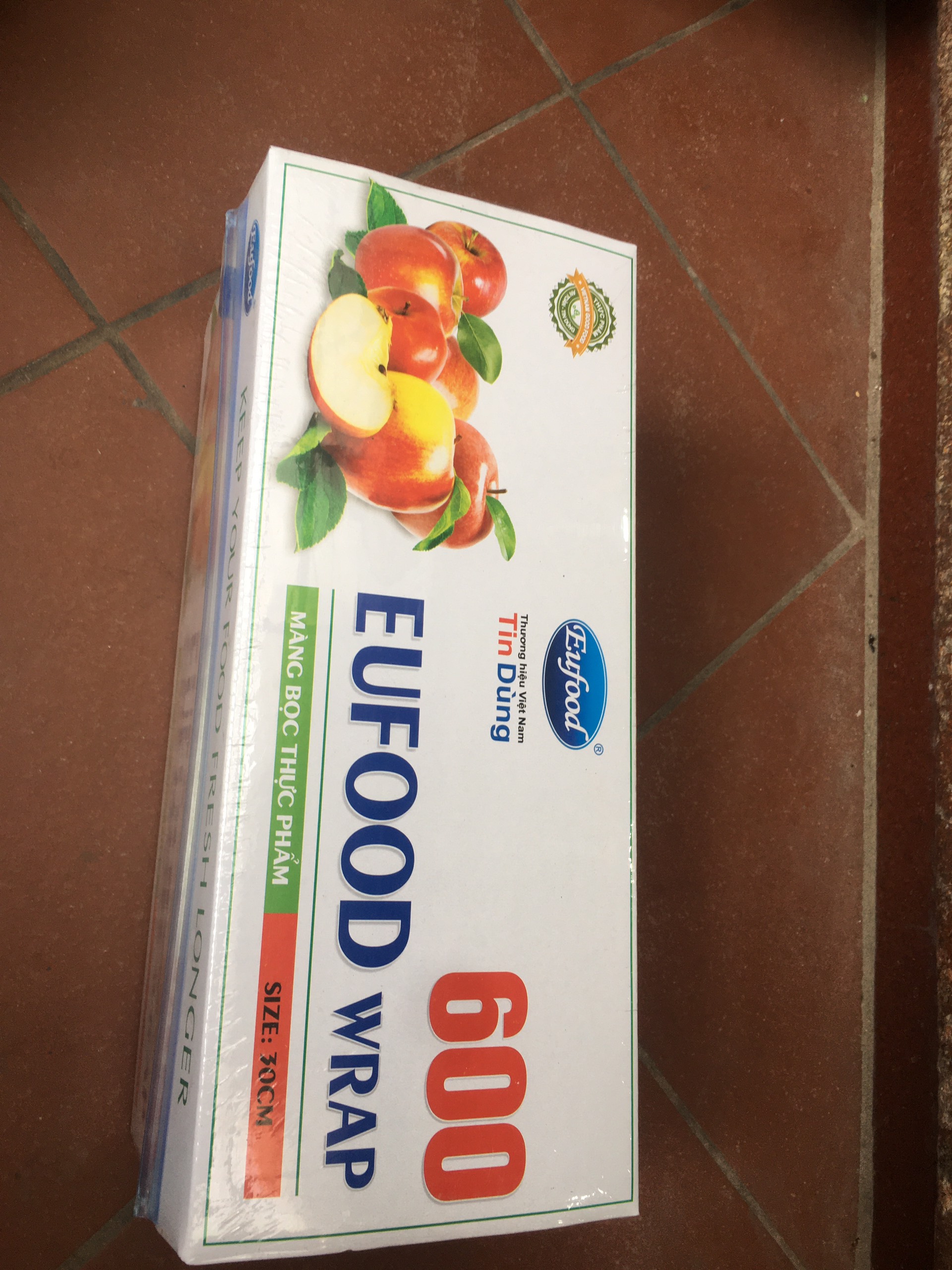 Màng Bọc Thực Phẩm EUFOOD Wrap 600 - Size 30cm x 500m