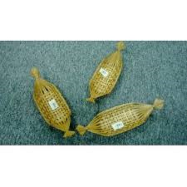 Thuyền tre mây tre đan