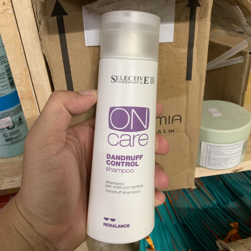 Dầu gội hạn chế gàu và ngứa da đầu Dandruff Control Selective 250ml