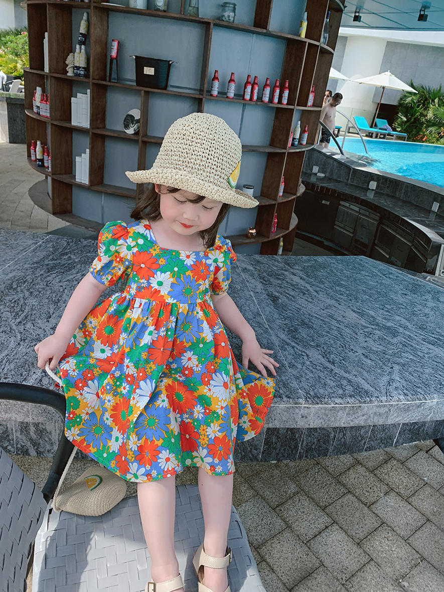 Mẫu váy hoa daisy dành cho công chúa nhỏ