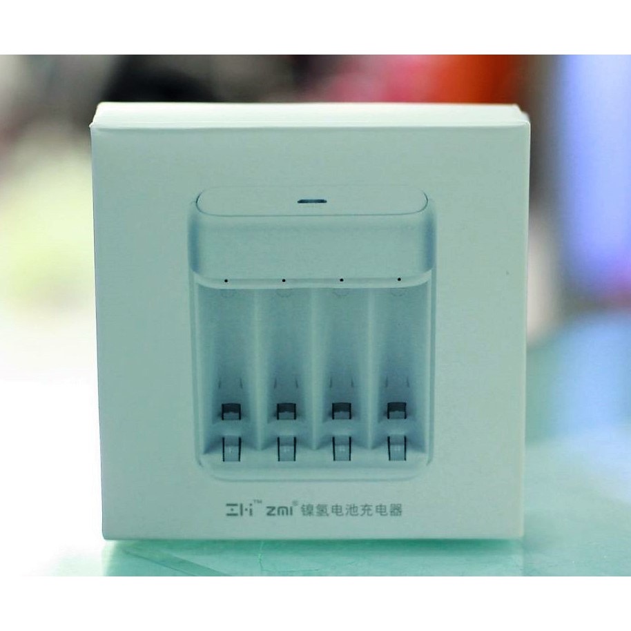 Bộ sạc pin AA - AAA ZMI ZI5/ZI7 PB401