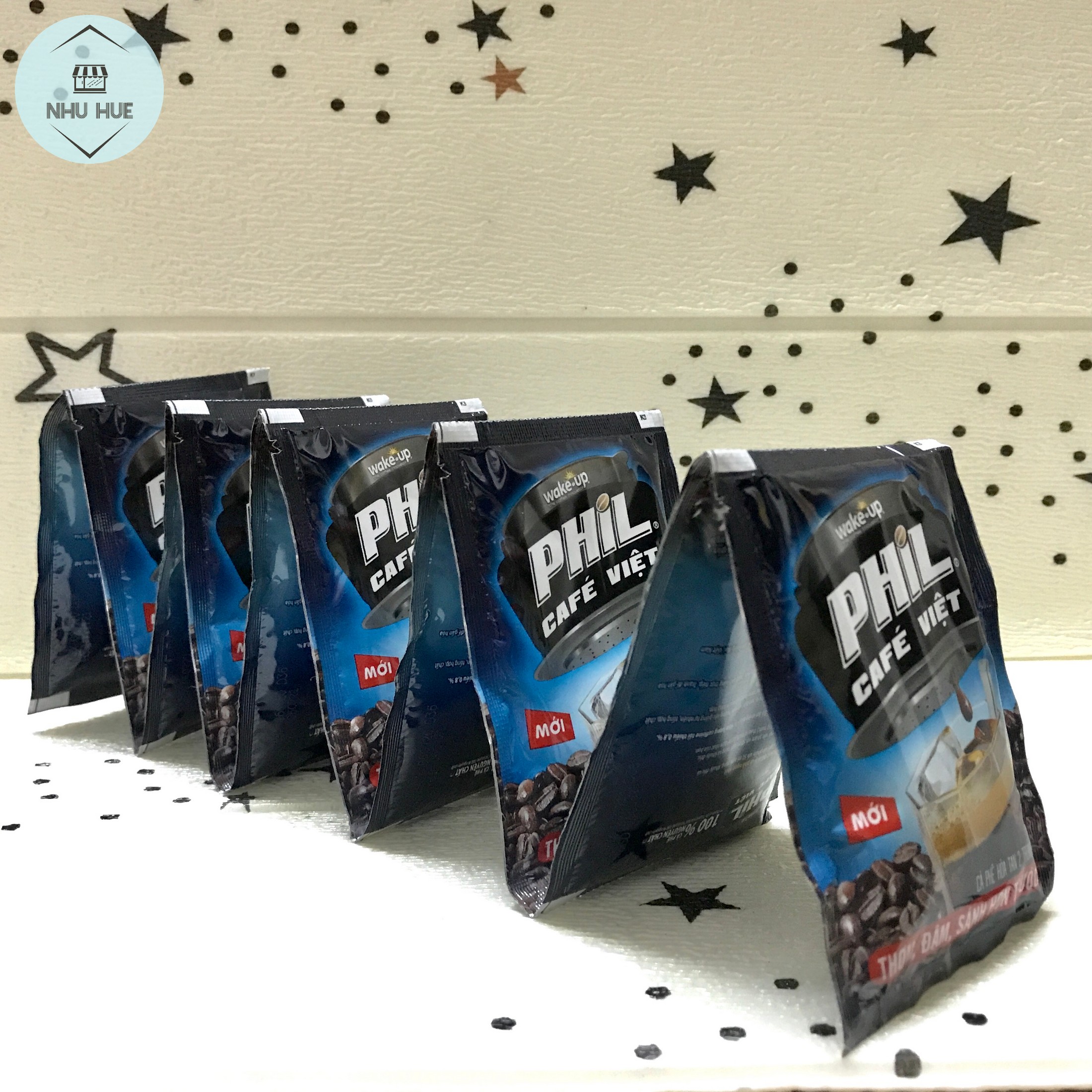 Cà phê Vinacafe Wake up Phil Việt (dây 10 gói x 16g)