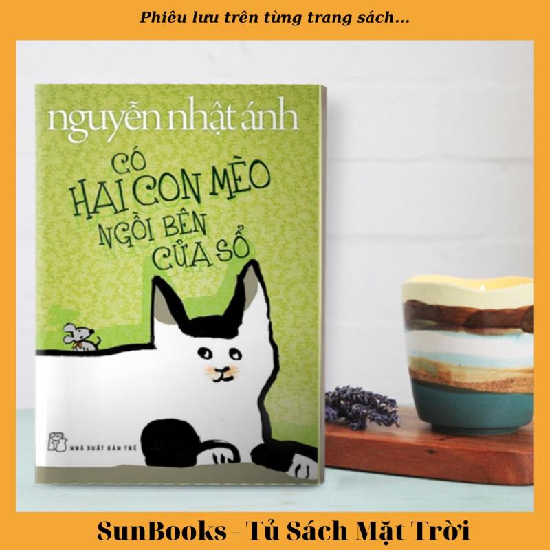 Sách Có Hai Con Mèo Ngồi Bên Cửa Sổ