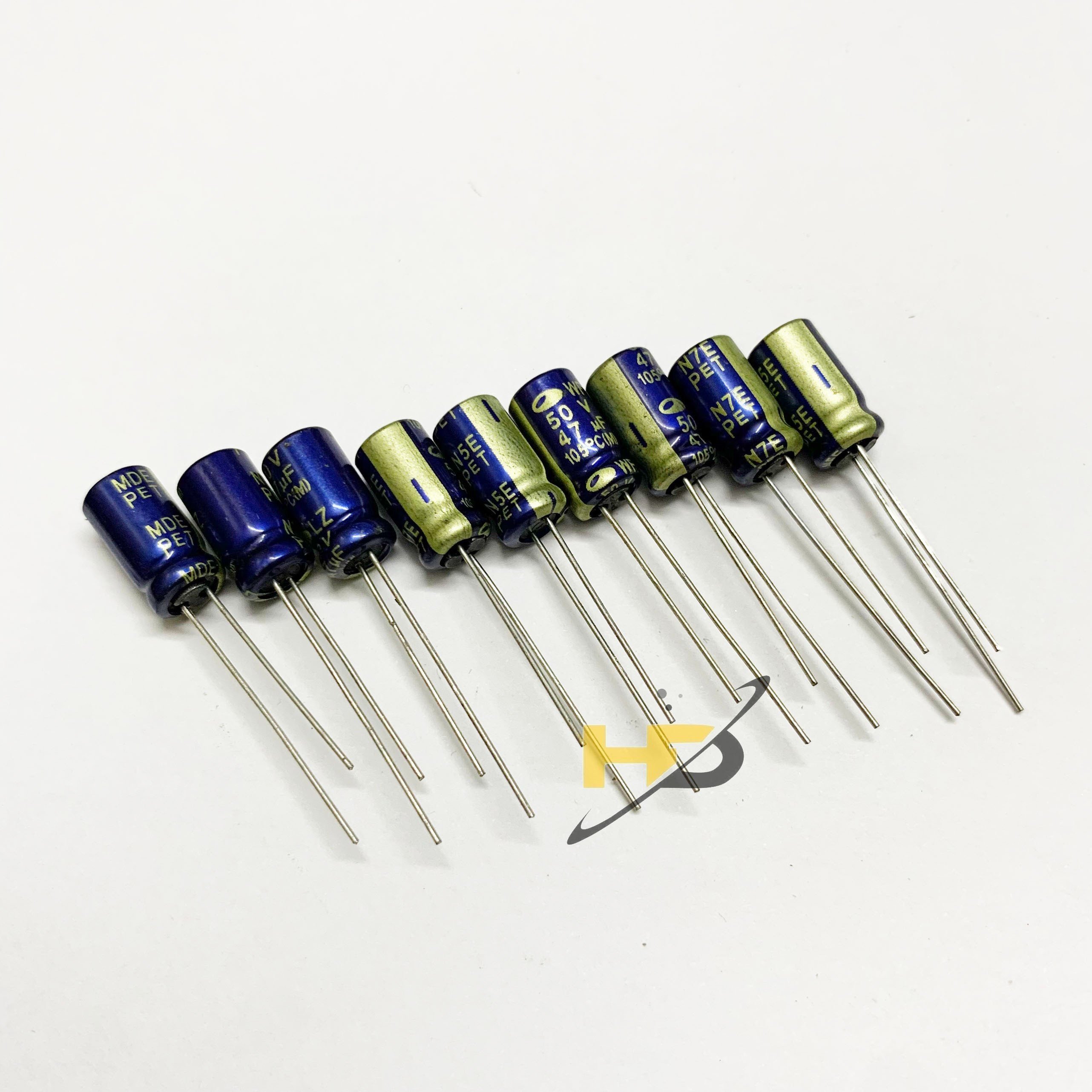 Tụ Samwha 47uF 50V Phân Cực Chân Cắm Màu Xanh (Gói 20 Con)