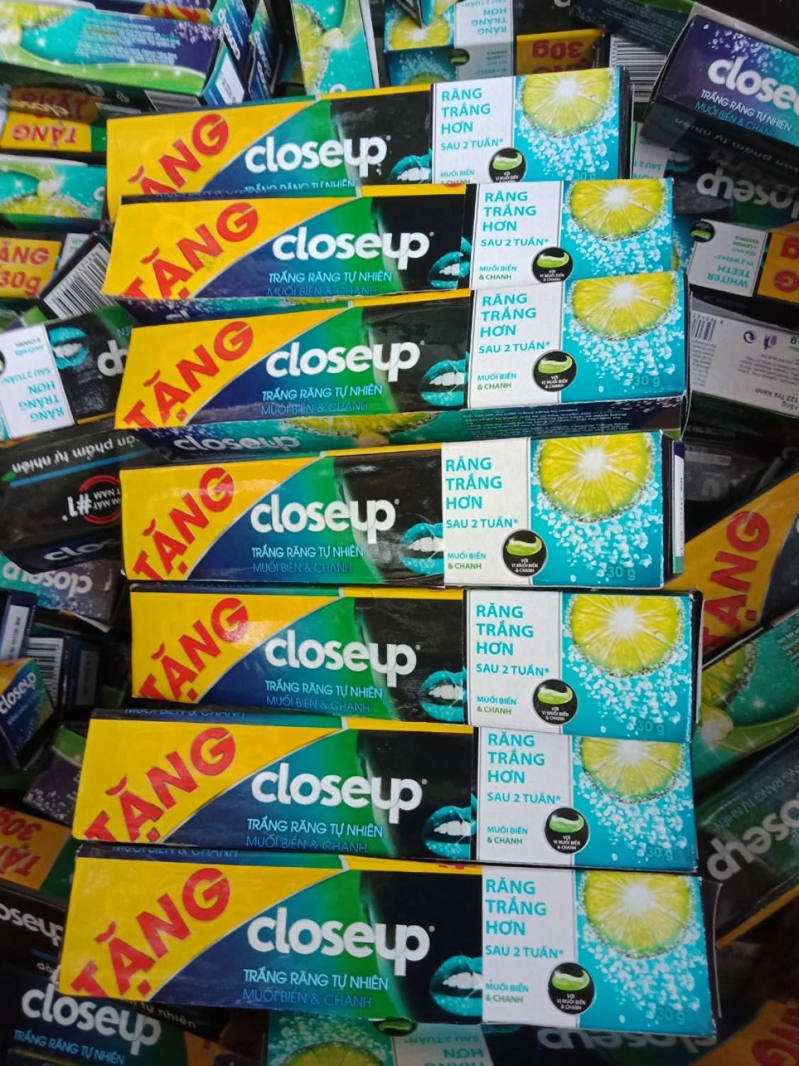 ( Mini 30g/tuýp ) 5 tuýp Kem đánh răng closeup 30g