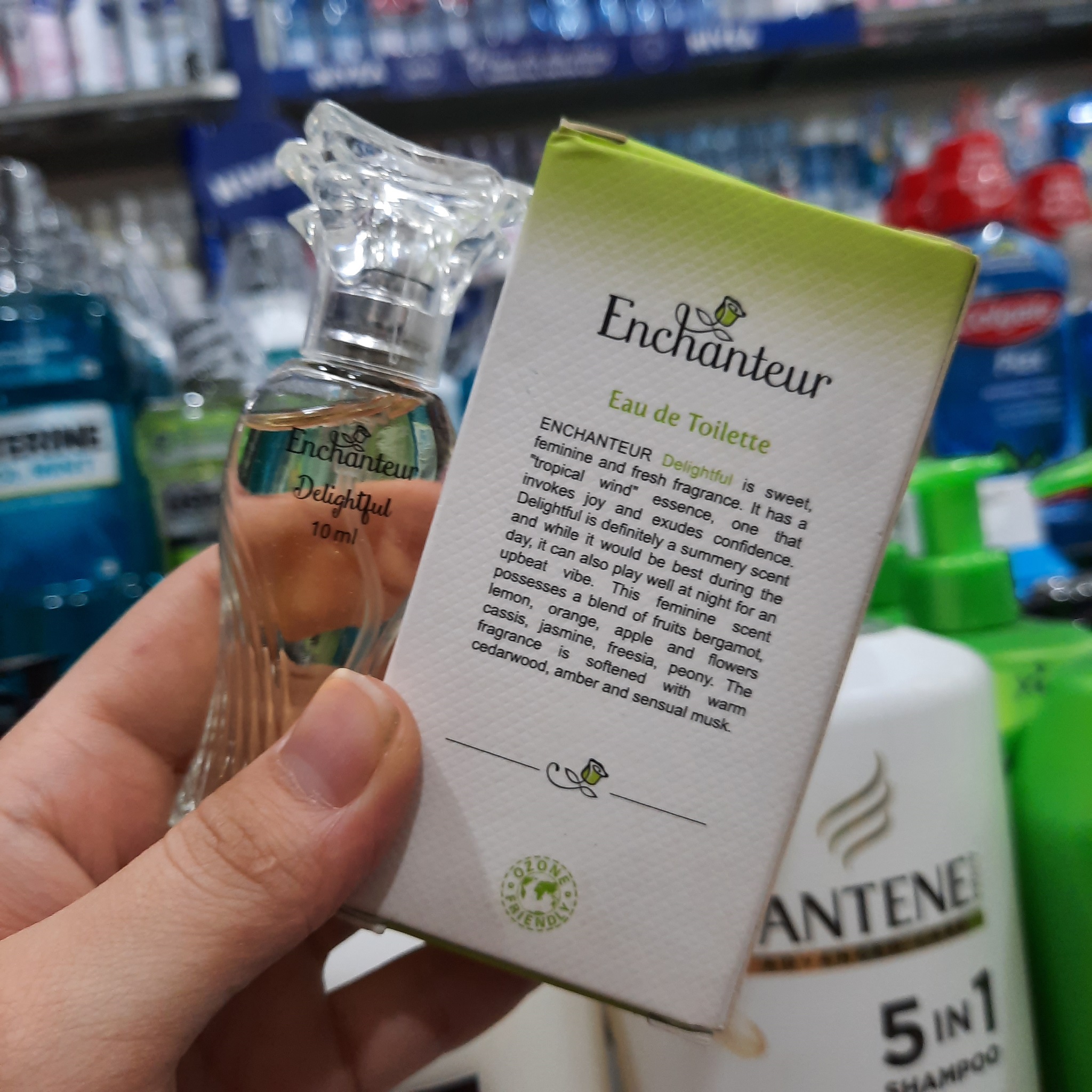 Nước hoa Enchanteur Delightful 10ml